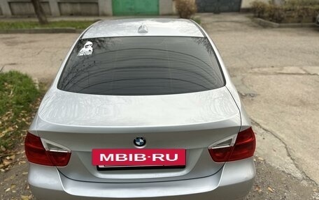 BMW 3 серия, 2006 год, 1 300 000 рублей, 25 фотография