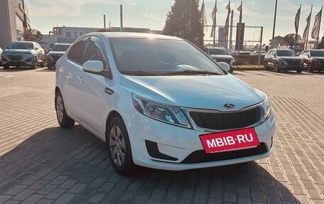 KIA Rio III рестайлинг, 2013 год, 888 000 рублей, 4 фотография