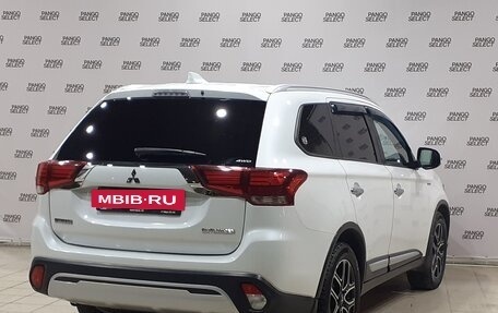 Mitsubishi Outlander III рестайлинг 3, 2019 год, 2 500 000 рублей, 5 фотография