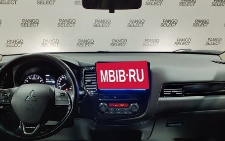 Mitsubishi Outlander III рестайлинг 3, 2019 год, 2 500 000 рублей, 15 фотография