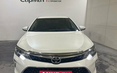 Toyota Camry, 2017 год, 2 650 000 рублей, 2 фотография