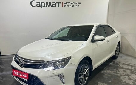 Toyota Camry, 2017 год, 2 650 000 рублей, 3 фотография