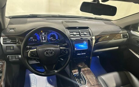 Toyota Camry, 2017 год, 2 650 000 рублей, 23 фотография