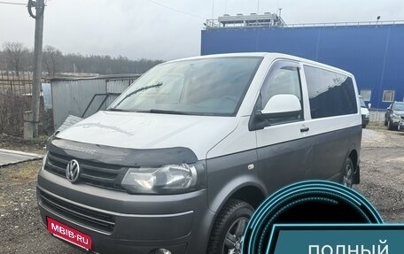 Volkswagen Caravelle T5, 2013 год, 1 999 000 рублей, 1 фотография