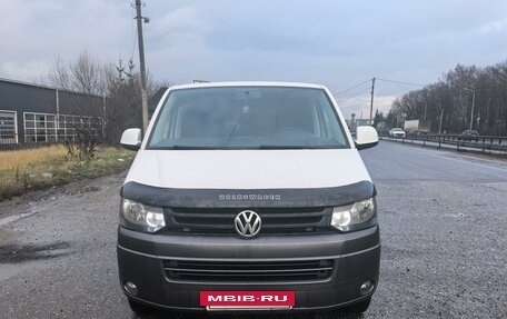 Volkswagen Caravelle T5, 2013 год, 1 999 000 рублей, 2 фотография