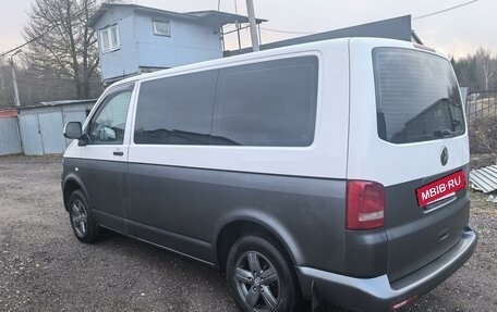 Volkswagen Caravelle T5, 2013 год, 1 999 000 рублей, 5 фотография