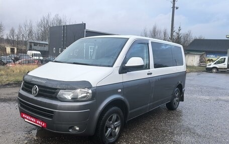 Volkswagen Caravelle T5, 2013 год, 1 999 000 рублей, 13 фотография