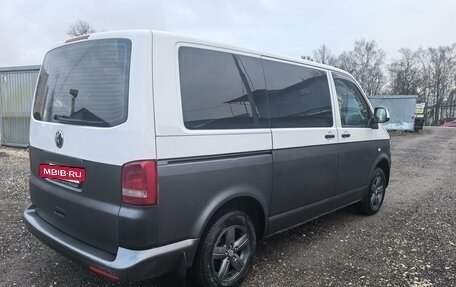 Volkswagen Caravelle T5, 2013 год, 1 999 000 рублей, 18 фотография