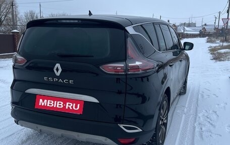 Renault Espace V рестайлинг, 2019 год, 2 890 000 рублей, 4 фотография