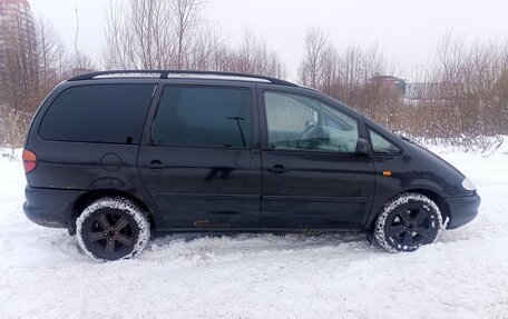 Volkswagen Sharan I рестайлинг, 1998 год, 270 000 рублей, 4 фотография