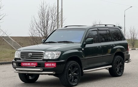 Toyota Land Cruiser 100 рестайлинг 2, 2003 год, 1 950 000 рублей, 4 фотография