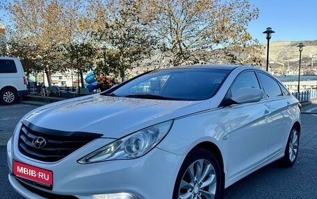 Hyundai Sonata VI, 2011 год, 1 180 000 рублей, 4 фотография