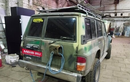 Nissan Patrol, 1993 год, 600 000 рублей, 2 фотография