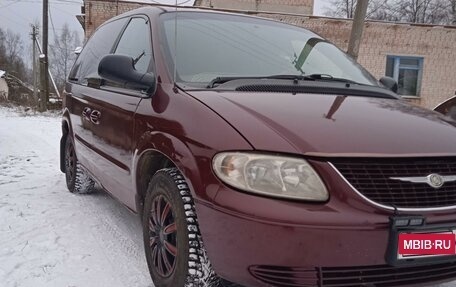 Chrysler Voyager IV, 2002 год, 320 000 рублей, 1 фотография