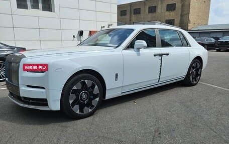 Rolls-Royce Phantom VIII, 2024 год, 111 000 000 рублей, 2 фотография