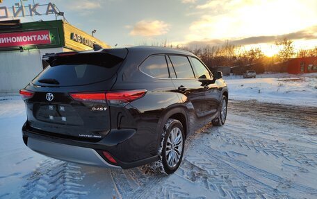 Toyota Highlander, 2024 год, 6 350 000 рублей, 5 фотография