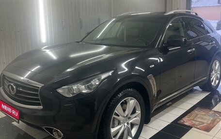 Infiniti QX70, 2015 год, 2 950 000 рублей, 1 фотография