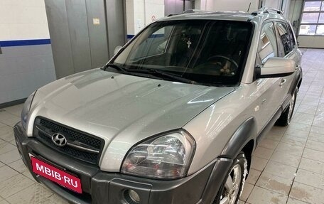 Hyundai Tucson III, 2006 год, 847 000 рублей, 1 фотография