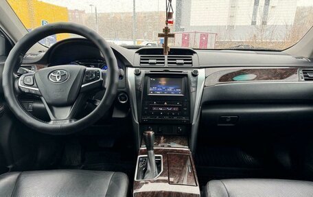 Toyota Camry, 2017 год, 2 850 000 рублей, 3 фотография