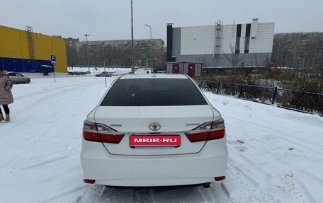 Toyota Camry, 2017 год, 2 850 000 рублей, 5 фотография