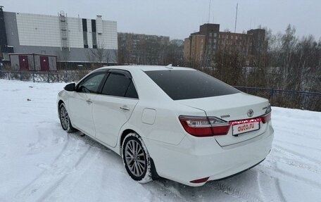 Toyota Camry, 2017 год, 2 850 000 рублей, 8 фотография