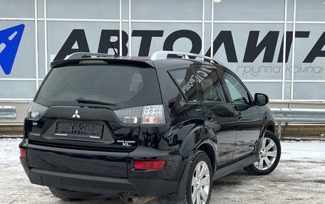 Mitsubishi Outlander III рестайлинг 3, 2010 год, 1 023 000 рублей, 2 фотография