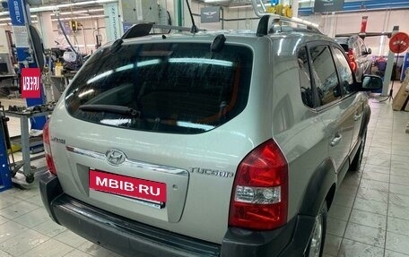 Hyundai Tucson III, 2006 год, 847 000 рублей, 6 фотография