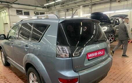 Mitsubishi Outlander III рестайлинг 3, 2008 год, 1 097 000 рублей, 2 фотография