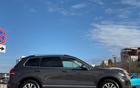 Volkswagen Touareg III, 2011 год, 2 297 000 рублей, 12 фотография