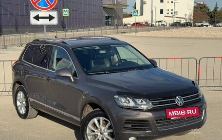 Volkswagen Touareg III, 2011 год, 2 297 000 рублей, 3 фотография