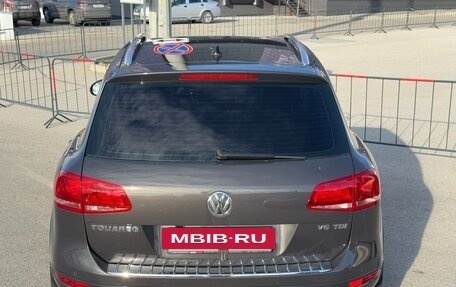 Volkswagen Touareg III, 2011 год, 2 297 000 рублей, 21 фотография