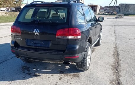 Volkswagen Touareg III, 2005 год, 850 000 рублей, 4 фотография