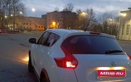 Nissan Juke II, 2011 год, 1 070 000 рублей, 4 фотография