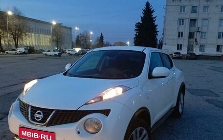 Nissan Juke II, 2011 год, 1 070 000 рублей, 1 фотография