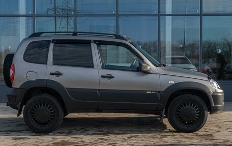 Chevrolet Niva I рестайлинг, 2018 год, 888 000 рублей, 5 фотография