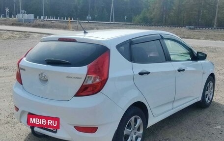 Hyundai Solaris II рестайлинг, 2013 год, 660 000 рублей, 2 фотография