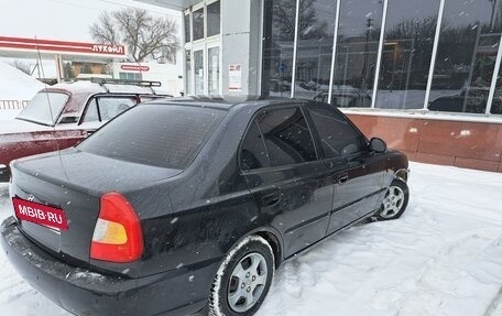 Hyundai Accent II, 2005 год, 400 000 рублей, 3 фотография