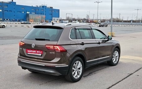 Volkswagen Tiguan II, 2017 год, 2 800 000 рублей, 3 фотография