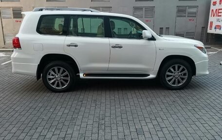 Lexus LX III, 2010 год, 4 000 000 рублей, 5 фотография