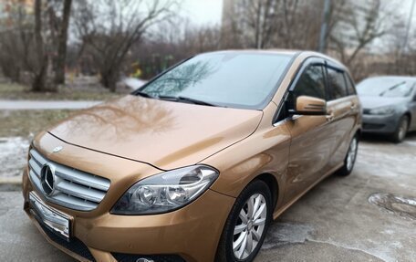 Mercedes-Benz B-Класс, 2012 год, 1 399 000 рублей, 1 фотография