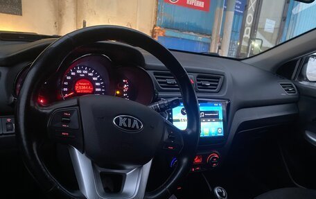 KIA Rio III рестайлинг, 2013 год, 1 000 000 рублей, 10 фотография