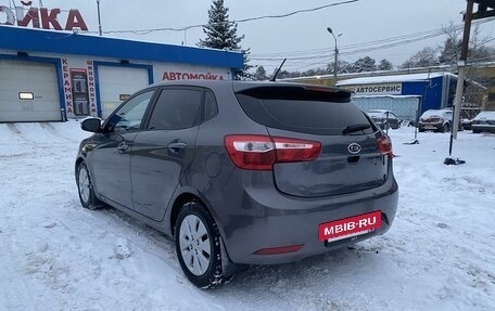 KIA Rio III рестайлинг, 2013 год, 1 000 000 рублей, 4 фотография