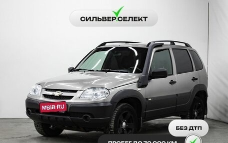 Chevrolet Niva I рестайлинг, 2017 год, 837 500 рублей, 1 фотография