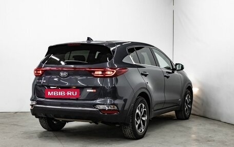 KIA Sportage IV рестайлинг, 2018 год, 2 060 400 рублей, 3 фотография