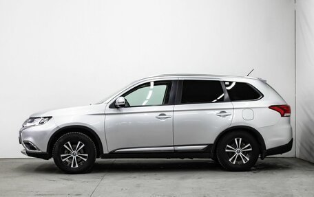 Mitsubishi Outlander III рестайлинг 3, 2015 год, 1 823 800 рублей, 6 фотография