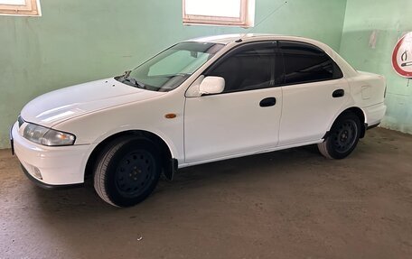 Mazda 323, 1998 год, 380 000 рублей, 2 фотография