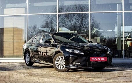 Toyota Camry, 2019 год, 3 247 900 рублей, 5 фотография