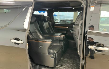 Toyota Alphard III, 2016 год, 5 399 000 рублей, 21 фотография