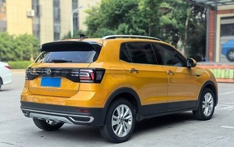 Volkswagen T-Cross I, 2021 год, 1 500 000 рублей, 4 фотография