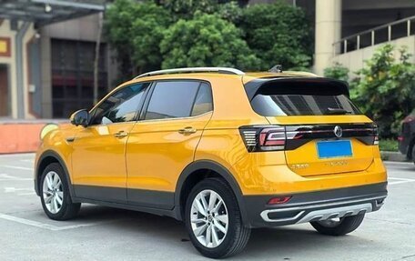 Volkswagen T-Cross I, 2021 год, 1 500 000 рублей, 6 фотография